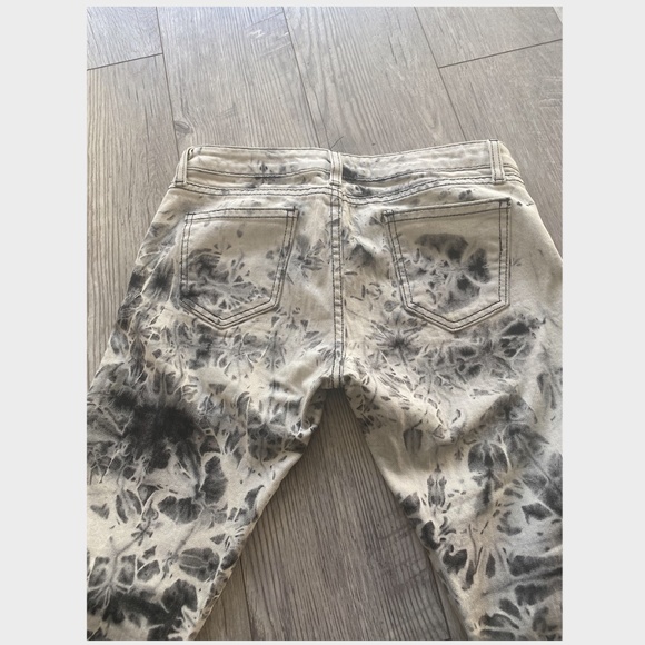 Tie Dye Jeans - Picture 3 of 3
